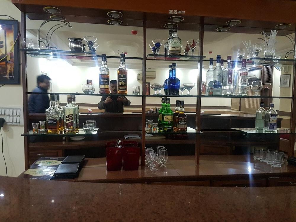 Hotel Park Inn Chandīgarh Dış mekan fotoğraf