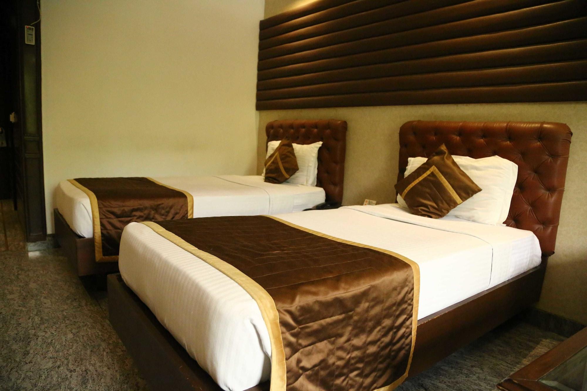 Hotel Park Inn Chandīgarh Dış mekan fotoğraf