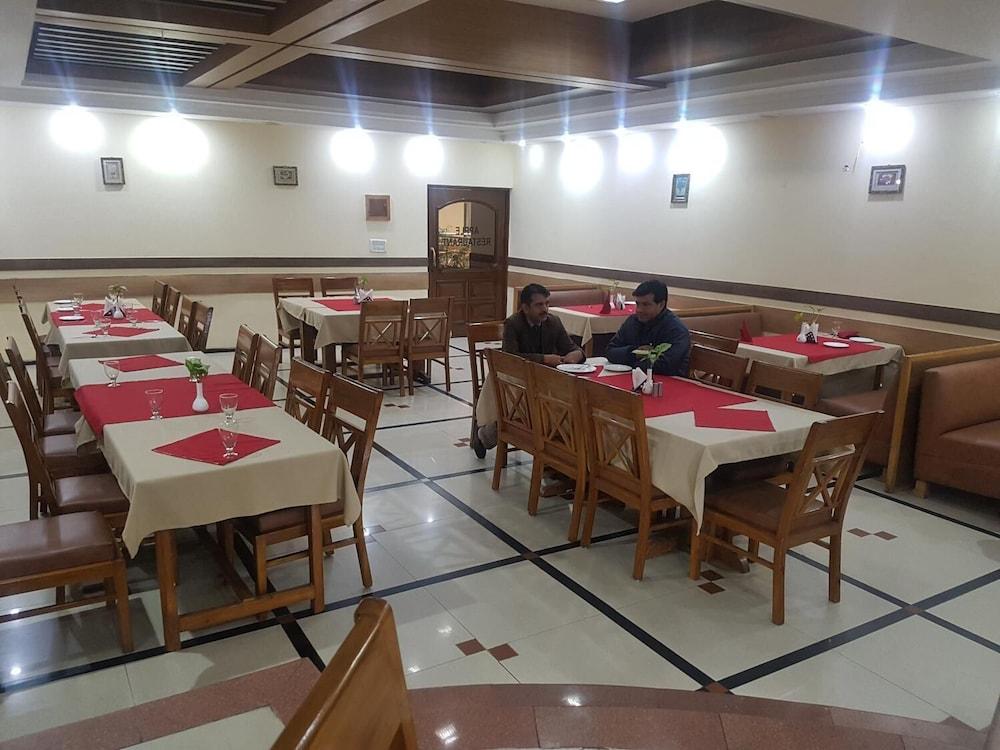 Hotel Park Inn Chandīgarh Dış mekan fotoğraf