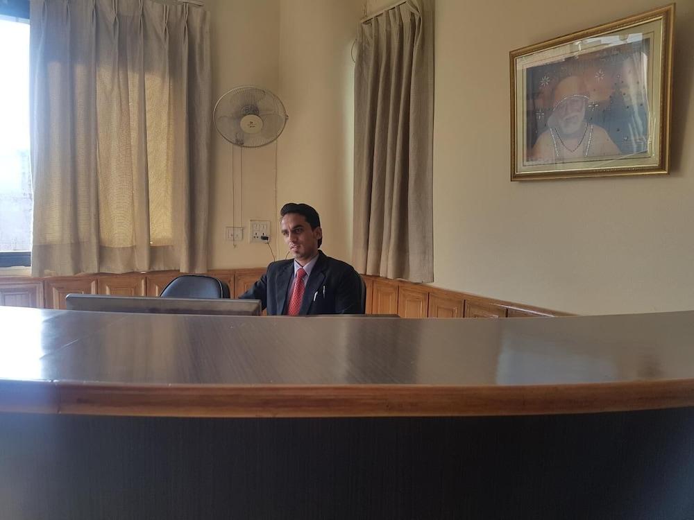 Hotel Park Inn Chandīgarh Dış mekan fotoğraf