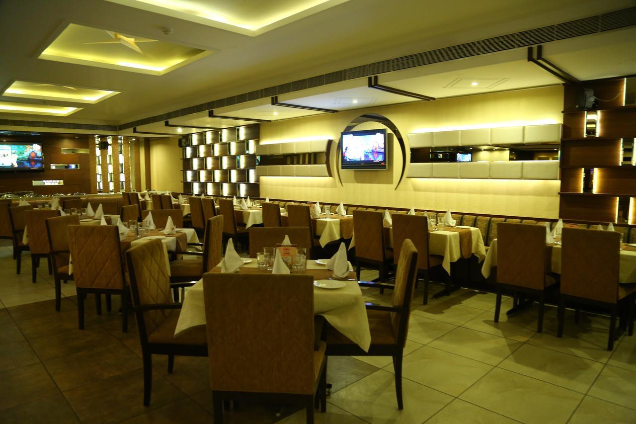 Hotel Park Inn Chandīgarh Dış mekan fotoğraf